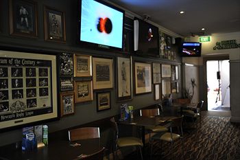 The Bayview Hotel - Accommodation Noosa 5
