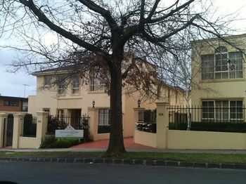 Apartments @ Kew Walpole Gardens - Kew Serviced Townhouses - Accommodation Noosa 15