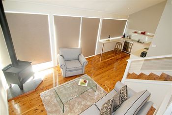 Wine Country Villas - Accommodation Noosa 7