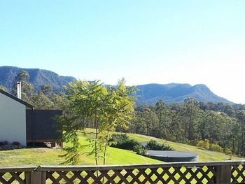Wine Country Villas - Accommodation Noosa 16