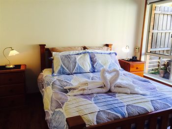 Australian Home Away @ East Doncaster Andersons Creek 1 - Accommodation Noosa 0