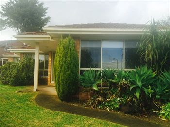 Australian Home Away @ East Doncaster Andersons Creek 1 - Accommodation Noosa 2