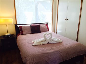 Australian Home Away @ East Doncaster Andersons Creek 1 - Accommodation Noosa 3