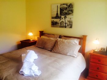 Australian Home Away @ East Doncaster Andersons Creek 1 - Accommodation Noosa 6