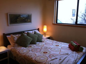 Australian Home Away @ Richmond - Accommodation Noosa 3
