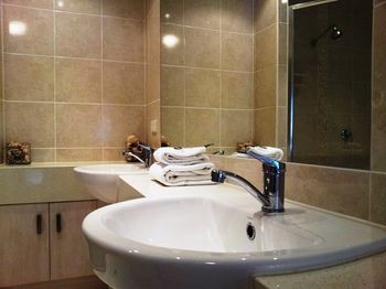 Mirra Chana - Accommodation Noosa 4
