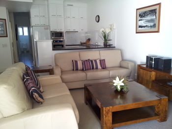 Mirra Chana - Accommodation Noosa 35