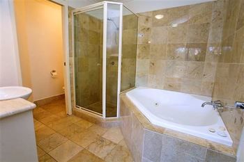 Mirra Chana - Accommodation Noosa 36