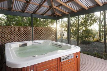 Eagleview Resort - Accommodation Noosa 4