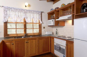 Eagleview Resort - Accommodation Noosa 84
