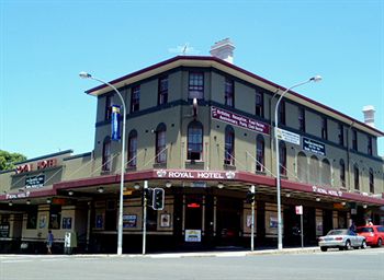 Bondi Shores - Hostel - Accommodation Noosa 2
