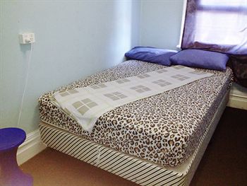 Bondi Shores - Hostel - Accommodation Noosa 5