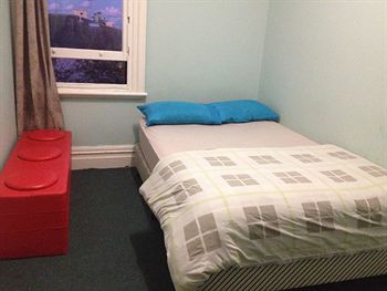 Bondi Shores - Hostel - Accommodation Noosa 8