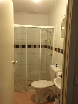 Box Hill Studios At Canterbury Gardens - Accommodation Noosa 3