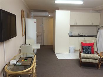 Box Hill Studios At Canterbury Gardens - Accommodation Noosa 18