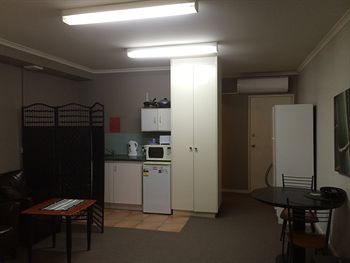 Box Hill Studios At Canterbury Gardens - Accommodation Noosa 20