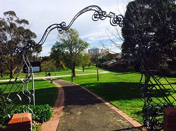Box Hill Studios At Canterbury Gardens - Accommodation Noosa 23