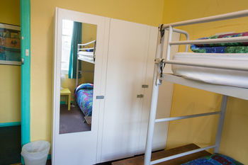 Eva's Backpackers - Accommodation Noosa 13