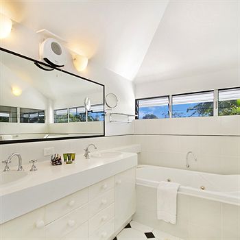 43 Cooran Court - Accommodation Noosa 2