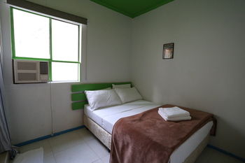 Central Perk Lodge - Accommodation Noosa 3