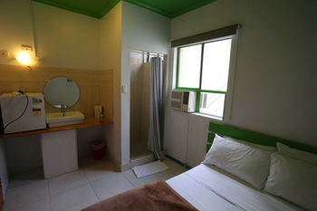 Central Perk Lodge - Accommodation Noosa 15