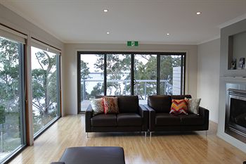 The Edgewater Bed & Breakfast - Accommodation Noosa 14