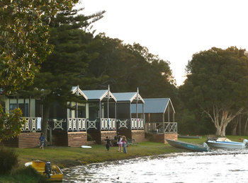 Two Shores Holiday Village - Accommodation Noosa 5
