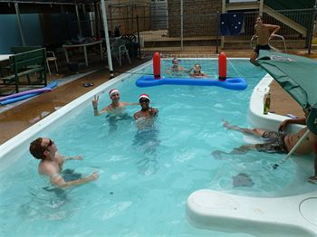 Palm Court Budget Motel Hostel/Backpackers - Accommodation Noosa 8