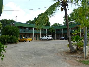 Palm Court Budget Motel Hostel/Backpackers - Accommodation Noosa 12