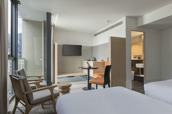 Brady Hotels - Accommodation Noosa 36