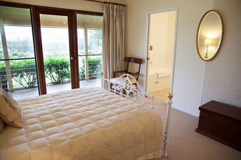Burncroft Guest House - Accommodation Noosa 6