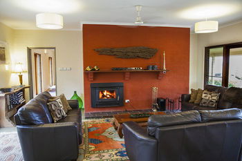 Burncroft Guest House - Accommodation Noosa 11