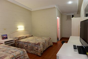 Katherine Motel - Accommodation Noosa 14