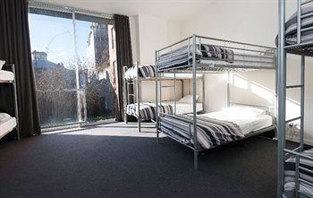 Barkly Backpackers - Hostel - Accommodation Noosa 6