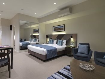 Wyndham Hotel Melbourne - Accommodation Noosa 7