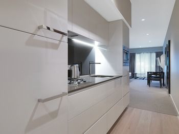 Wyndham Hotel Melbourne - Accommodation Noosa 8
