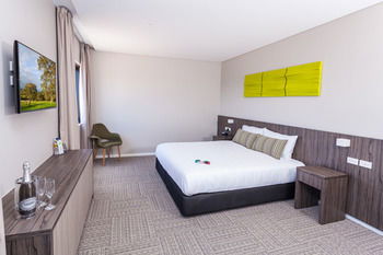 Ibis Styles The Entrance - Accommodation Noosa 7