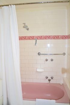 Magnolia Court Boutique Hotel Melbourne - Accommodation Noosa 1