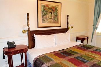 Magnolia Court Boutique Hotel Melbourne - Accommodation Noosa 2