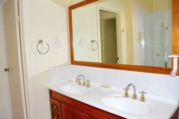 Magnolia Court Boutique Hotel Melbourne - Accommodation Noosa 60