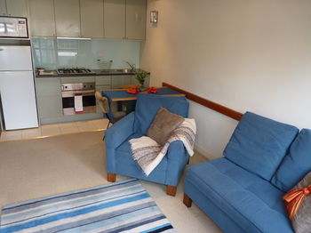 Australian Home Away @ Market Square Melbourne - Accommodation Noosa 9