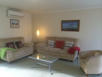 Australian Home Away Ringwood @ Bardia - Accommodation Noosa 17