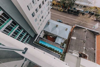 Newcastle Central Plaza - Accommodation Noosa 4