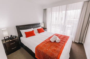 Newcastle Central Plaza - Accommodation Noosa 10