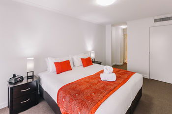Newcastle Central Plaza - Accommodation Noosa 12