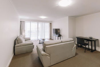 Newcastle Central Plaza - Accommodation Noosa 20