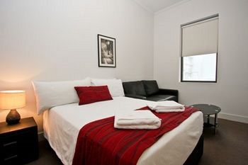 The Star Apartments - Accommodation Noosa 6