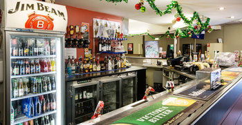 Golfview Hotel - Accommodation Noosa 9