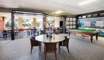 Golfview Hotel - Accommodation Noosa 10
