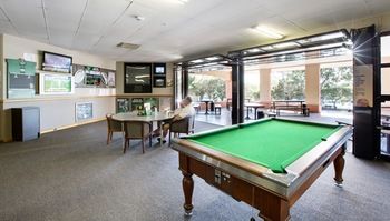 Golfview Hotel - Accommodation Noosa 14